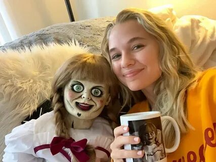 Annabelle 3 Madison Iseman / Annabelle 3: Madison Iseman, de