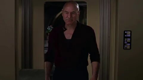 Picard chooses his music - YouTube