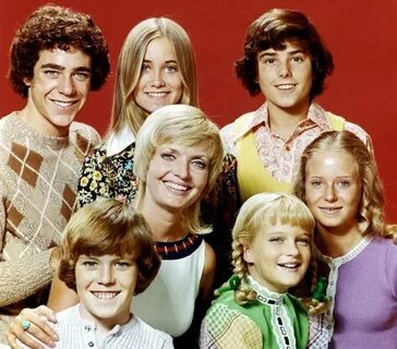 The Brady Bunch Mom: Florence Henderson Dies At 82 - Gallery