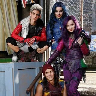 Mal, Jay, Carlos, and Evie Disney descendants, Disney channe