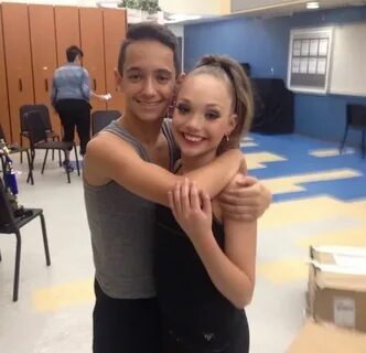 GINO AND MADDIE ARE SO PRESHY PRESHY Dance moms maddie, Danc