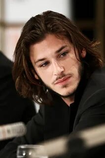 Gaspard Ulliel Long hair styles men, Long hair styles, Gaspa