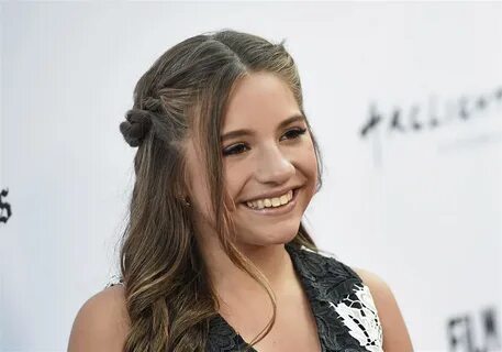 Mackenzie Ziegler Worth, Age, Height, Wiki, Boyfriend, Paren