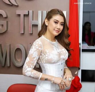 Thinzar Wint Kyaw Fashion Outfit of The Week - XiaoGirls