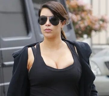 Ketika Kim Kardashian 'Disiksa' Oleh Bra - KapanLagi.com