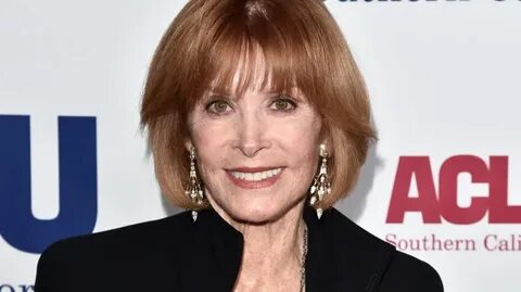 Stefanie Powers Body Measurements Including Height, Weight, 