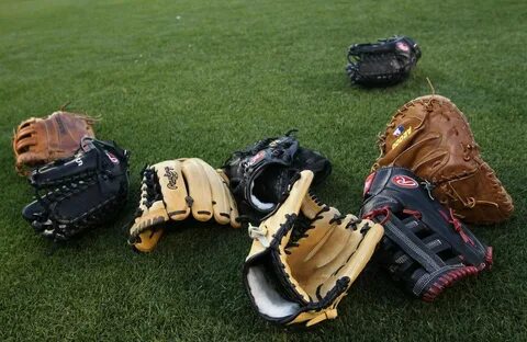 Best Baseball Gloves for Kids 2021: Perfectly Pitched - Litt