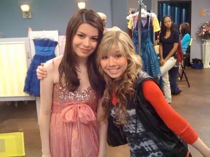 Miranda & Jennette(iWas a Pageant Girl) - Sitcoms Online Pho