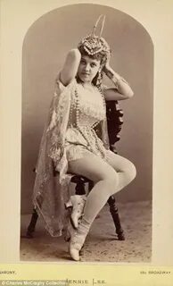 Vintage Burlesque Photos From The 1890s Vintage burlesque, B