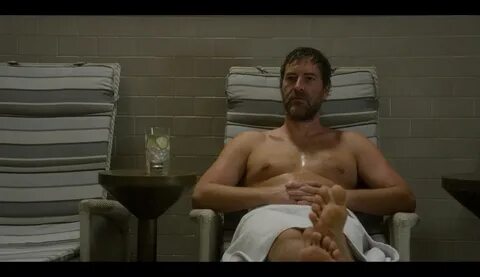 Shirtless Men On The Blog: Mark Duplass Mostra Il Sedere