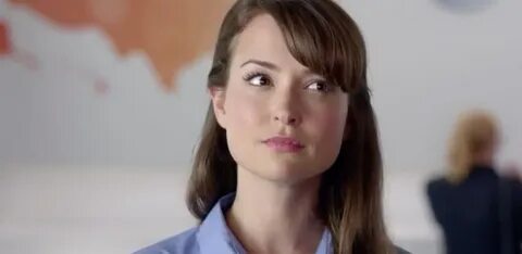 What You Didn't Know About That AT&T Commercial Girl