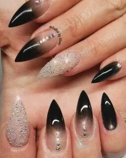 Pin by Алёна Хомандяк on Nails Shiny nails designs, Black om