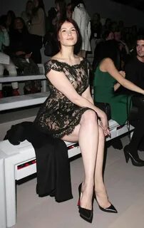 More Pics of Gemma Arterton Pumps (4 of 4) - Gemma Arterton 