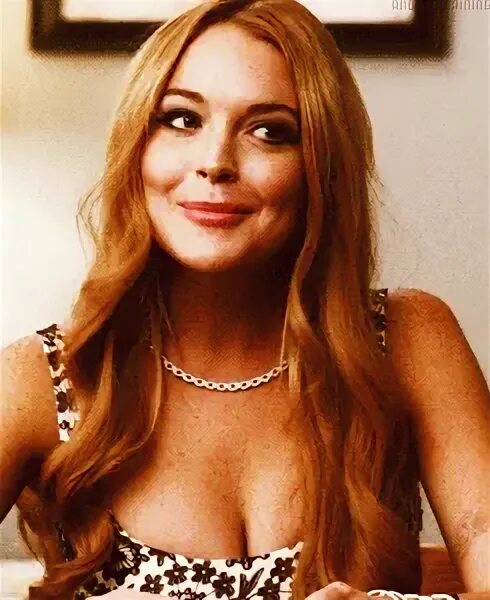Gif Tribute to Lindsay Lohan’s Boobs - Barnorama