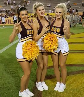 Cheerleader of the Week: Haley Cute cheerleaders, Cheerleadi