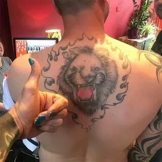 Они пытались сэкономить на татуировке " 24Warez.ru - Эксклюз