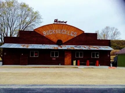 Bucknuckle's Bar & Grill, Alma - фото ресторана - Tripadviso
