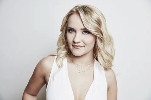 Get Emily Osment Movies Pictures - Ryany Gallery