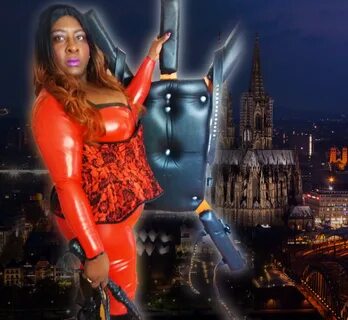 Berlin Bbw Black Mistress Mme Darkness, British dominatrix i