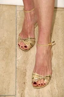 Molly Parker Feet (22 photos) - celebrity-feet.com