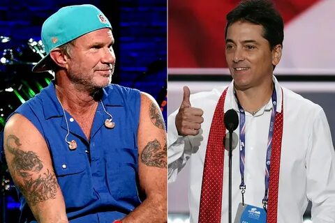 Chad Smith Tells Scott Baio to 'Eat a Bag of D---s, Chachi' 