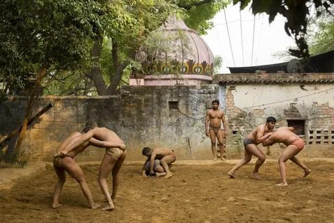 Опасное искусство: зачем индусы тренируют пальцы Фотогалереи