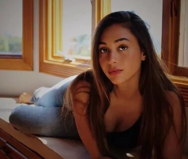 Lindsey Morgan