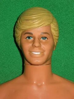 Купить Vintage 1984 Sun Gold Malibu Ken Doll w/ Б/У на Аукци