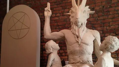 Зачем в США поставили очередную статую сатане? - Рыжее настр