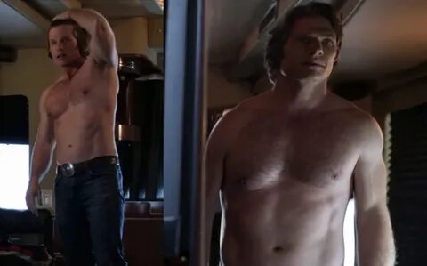 American actor Chris Carmack strips off in latest episode of