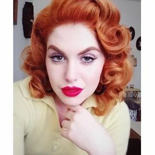 Doris mayday with Copper hair. Vintage hairstyles, Retro hai