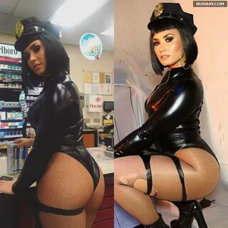 Slideshow demi lovato ass.