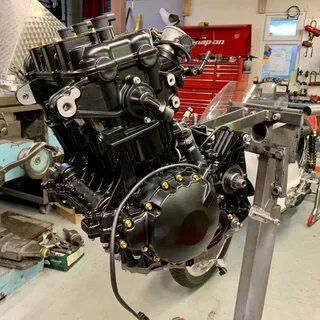 JHS Racing в Твиттере: "Engine re-build completed! Triumph S
