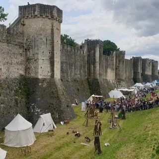 Фотографии на Remparts de Provins - 3 подсказки(-ок)