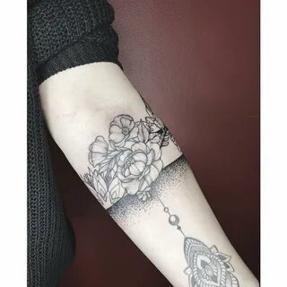 Ahava Tattoo Studio (@ahavatattoo) — Instagram