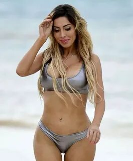 Farrah Abraham's Special Photoshoot In A Grey Bikini In Mexi