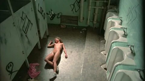 Linnea Quigley, nude, topless, nude scene.