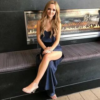 Amanda Cooksey Feet (1 photo) - celebrity-feet.com