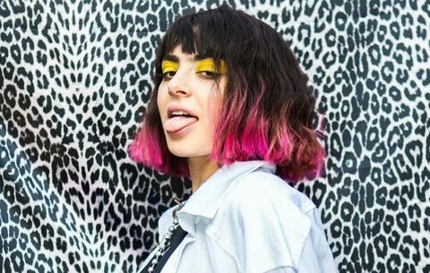 Charli XCX: "Grimes and I made a techno song with no words"