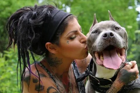 Tania & Bluie Torres from the show Pit Bulls & Parol