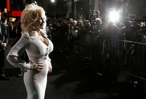 Dolly Parton wird 75: Vom Landei zur Sexbombe - DER SPIEGEL