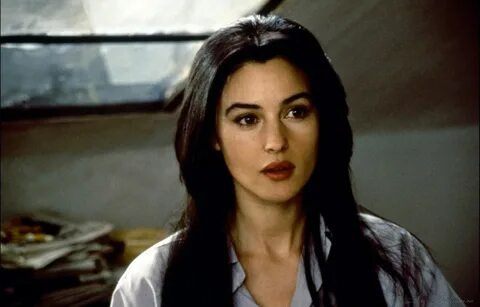 Monica bellucci young, Monica bellucci, Monica belluci style