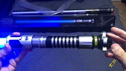 2018 Obi-Wan Kenobi Episode 1 Force FX Lightsaber unboxing. 