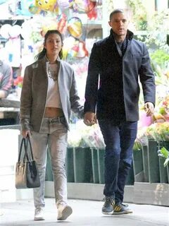 Trevor Noah Girlfriend : Trevor Noah strolls with new model 