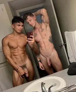 OnlyFans: Dante & Romeo Foxx (danteandromeo)186 Videos(Bareb