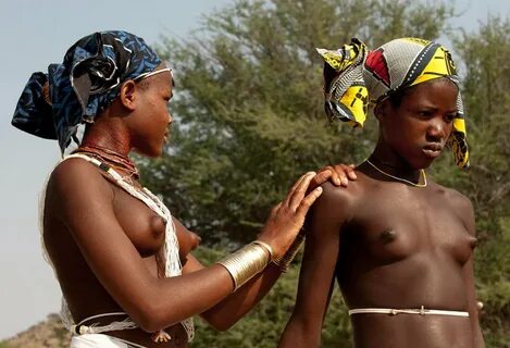 Голые негритянки из племени - 55 порно фото