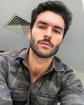 Marcello Alvarez on Instagram: "Quando a luz ta boa né 🤳 🏻" i