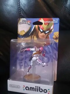 Gf customised me a Captain Falcon Amiibo for Christmas! Amii