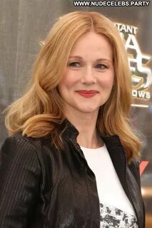 Laura Linney Celebrity Beautiful Babe Posing Hot Paparazzi M