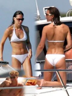 eyeprime - high def celebs: Kate Middleton in a Bikini in Ib